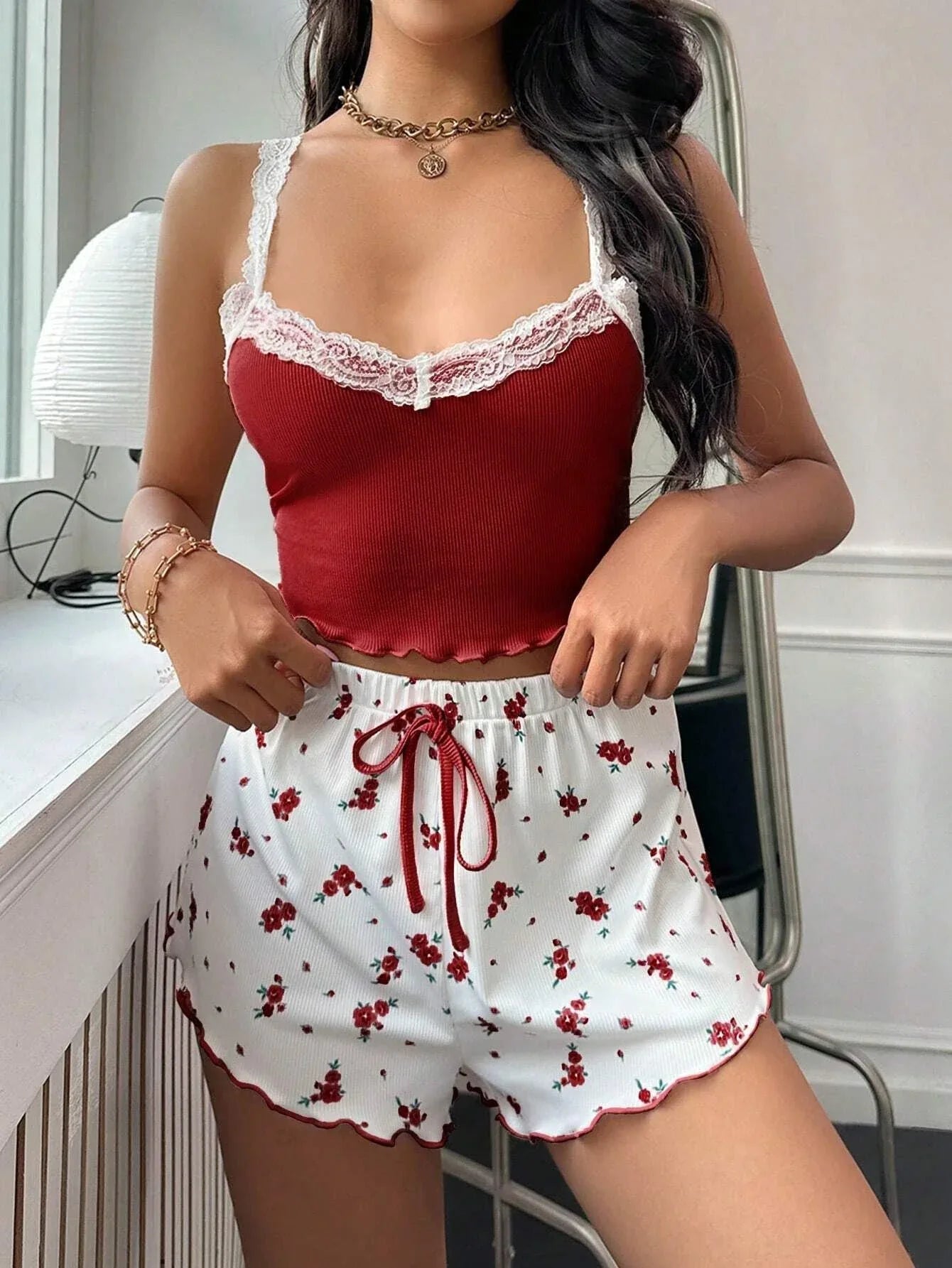 Lace Trim Cami and Shorts Loungewear Set - View 8 | WEUXS