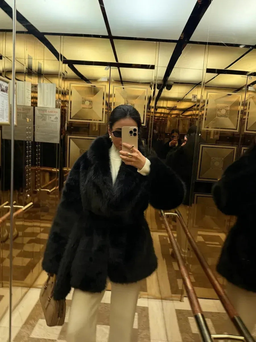 Vail Après-Ski Mid-Length Faux Fox Fur Coat - WEUXS