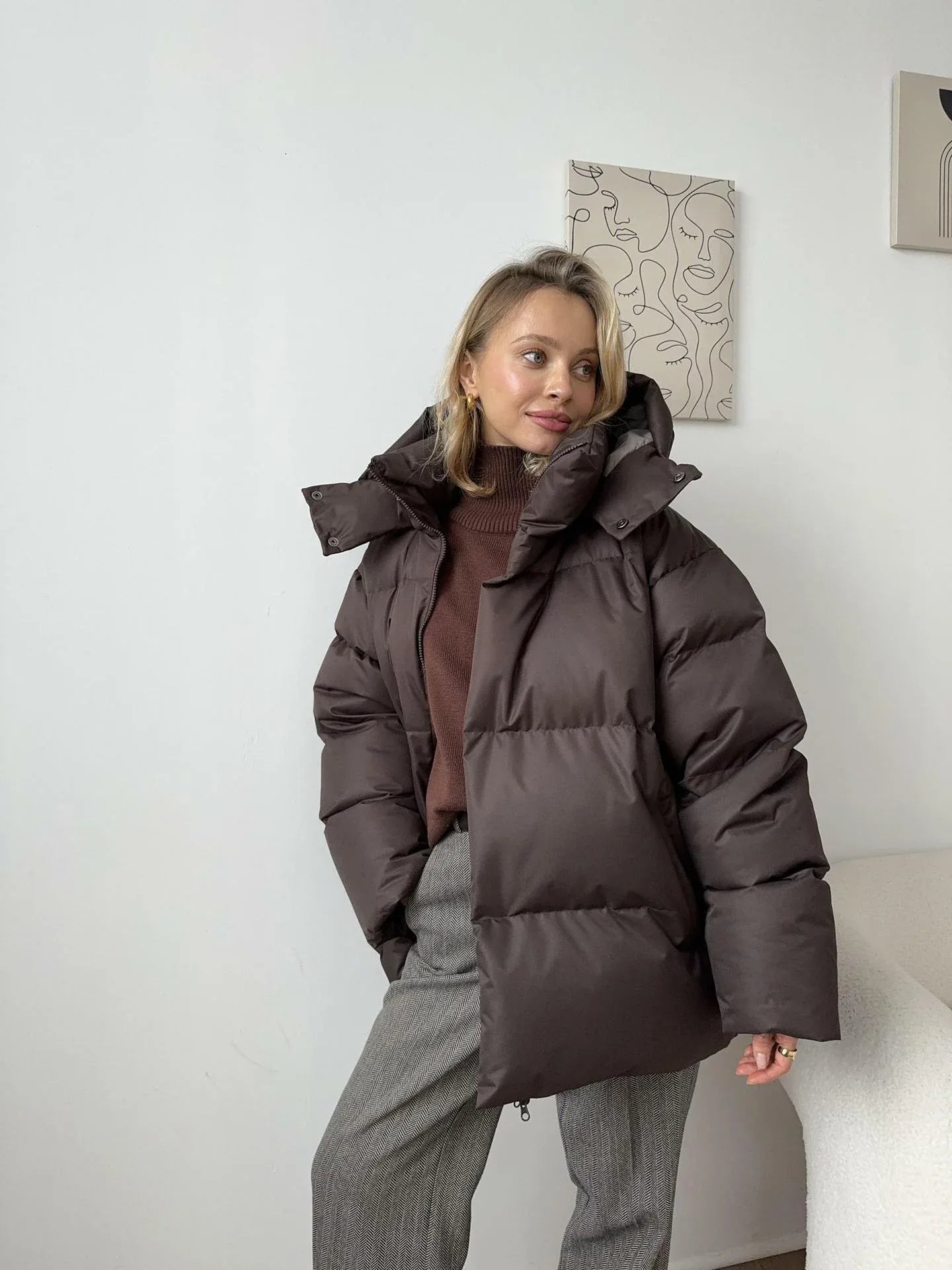 Aspen Cloud Oversized Puffer Jacket - View 9 | WEUXS