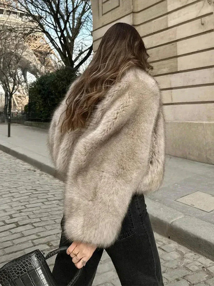 Oversized shaggy faux fur hooded jacket - View 8 | WEUXS