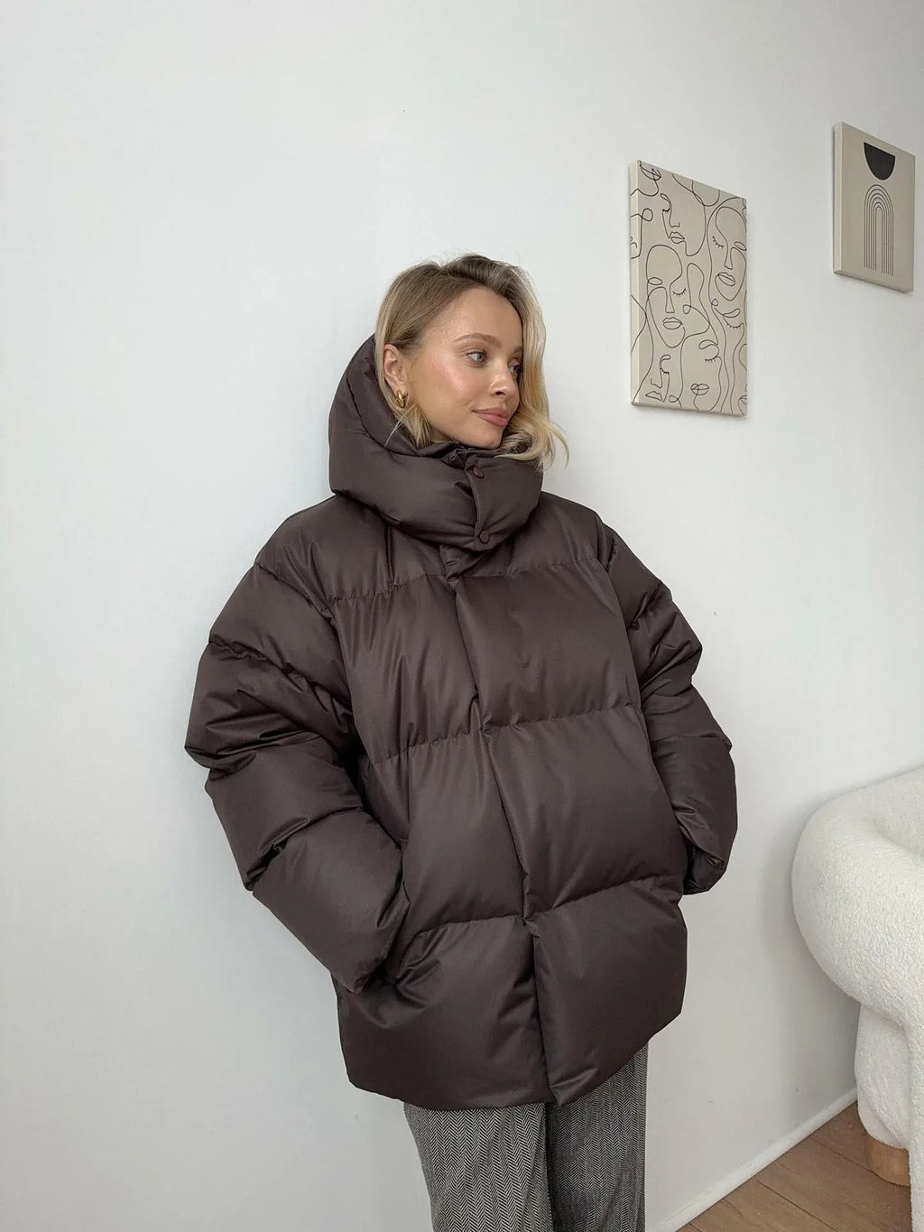 Aspen Cloud Oversized Puffer Jacket - View 10 | WEUXS