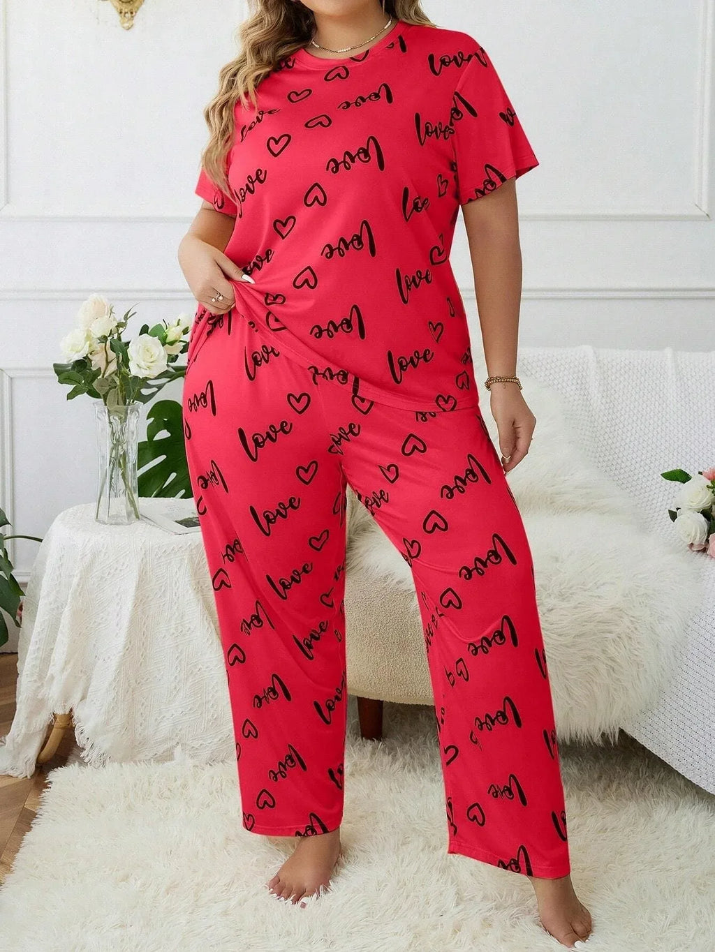 Plus Size "Love" Script Pajama Set - View 8 | WEUXS
