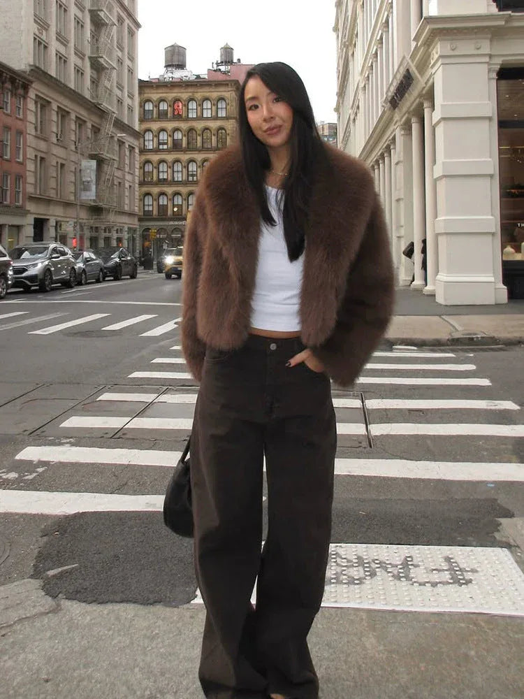 Plush faux fur cropped jacket with oversized lapels - View 6 | WEUXS