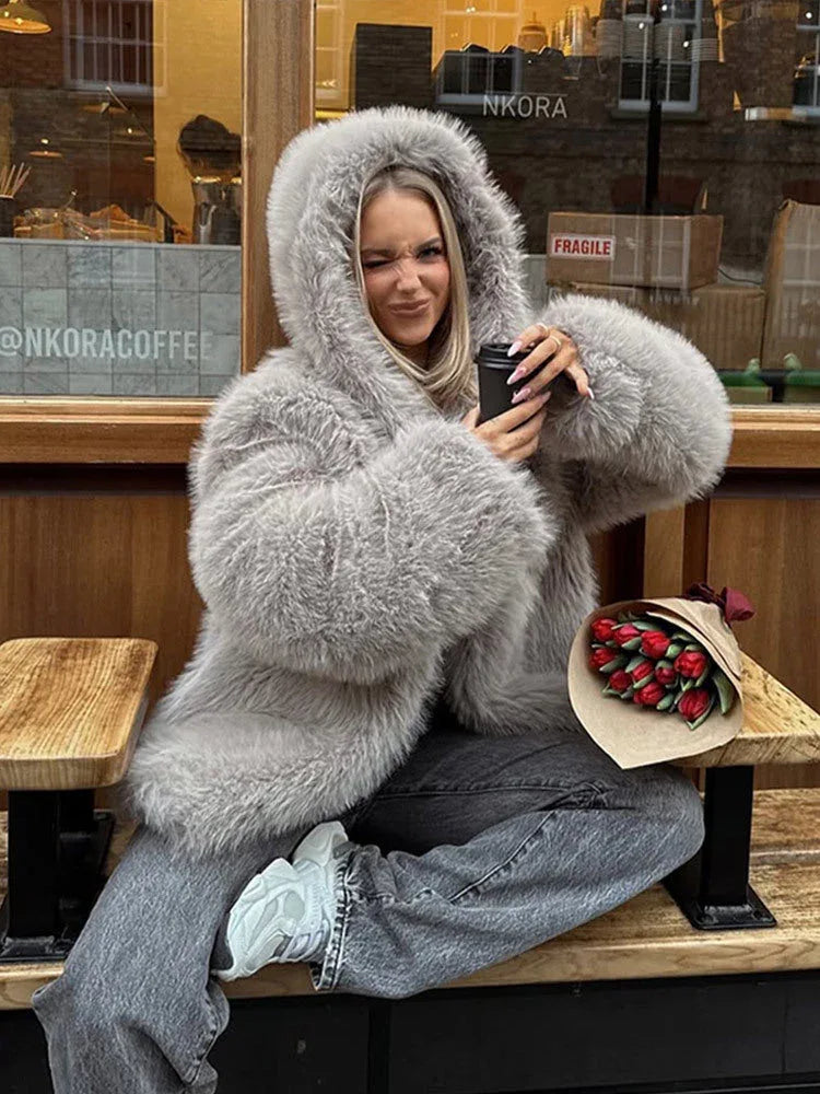 Grey faux fur hooded cropped coat - View 13 | WEUXS
