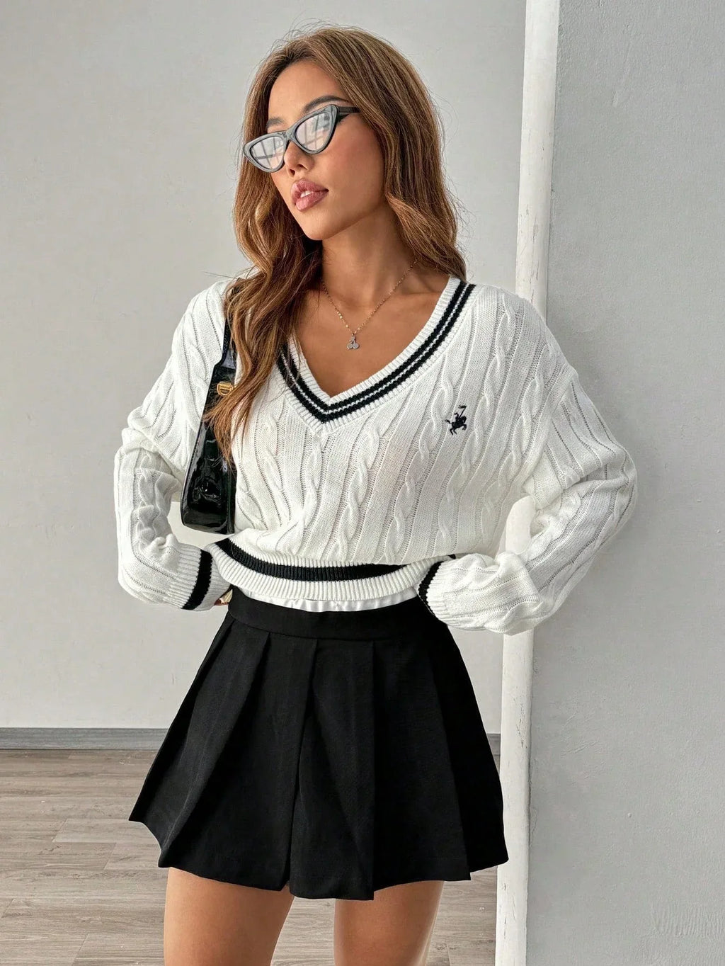 Ivy League V-Neck Cable Knit Sweater - WEUXS