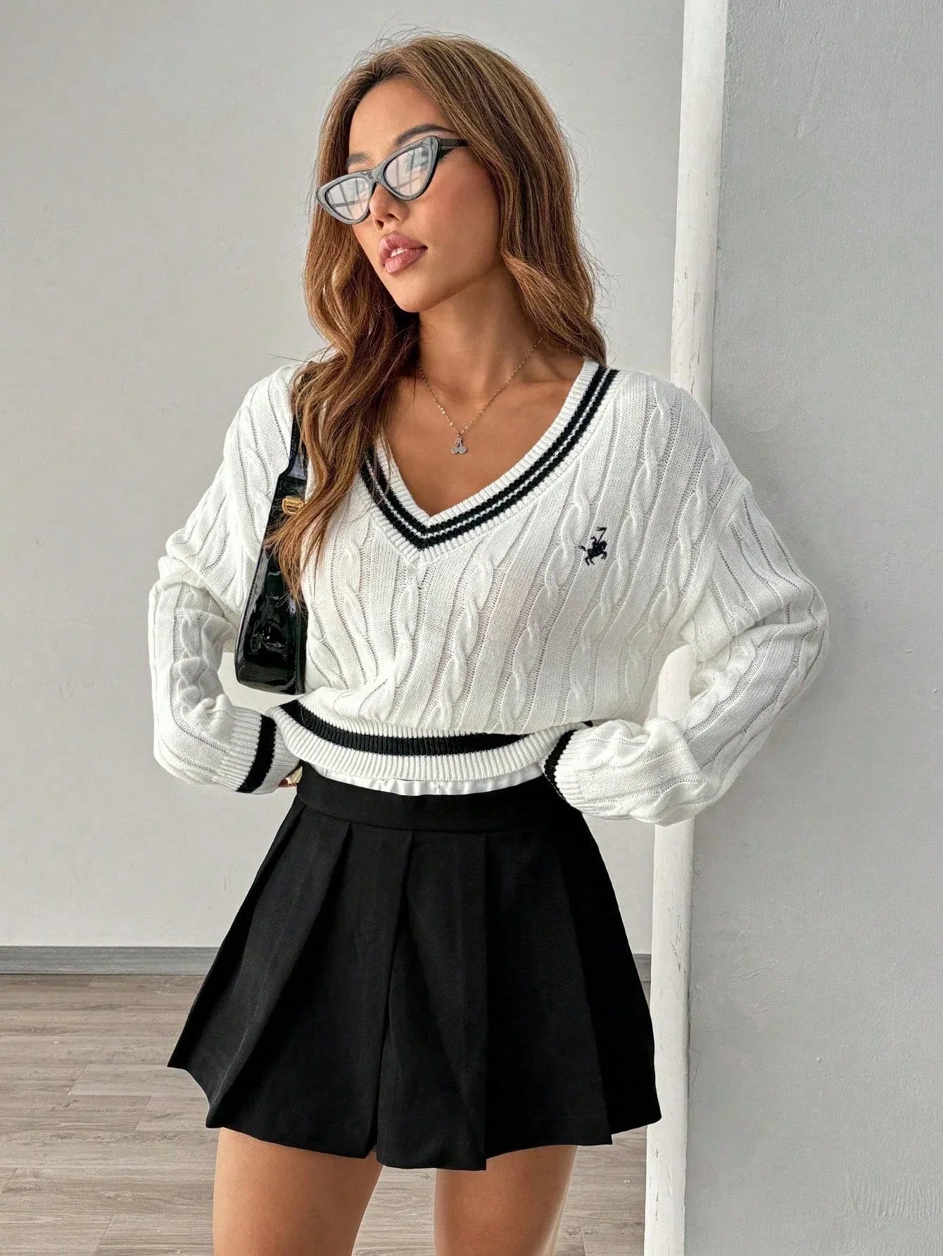 Ivy League V-Neck Cable Knit Sweater - WEUXS