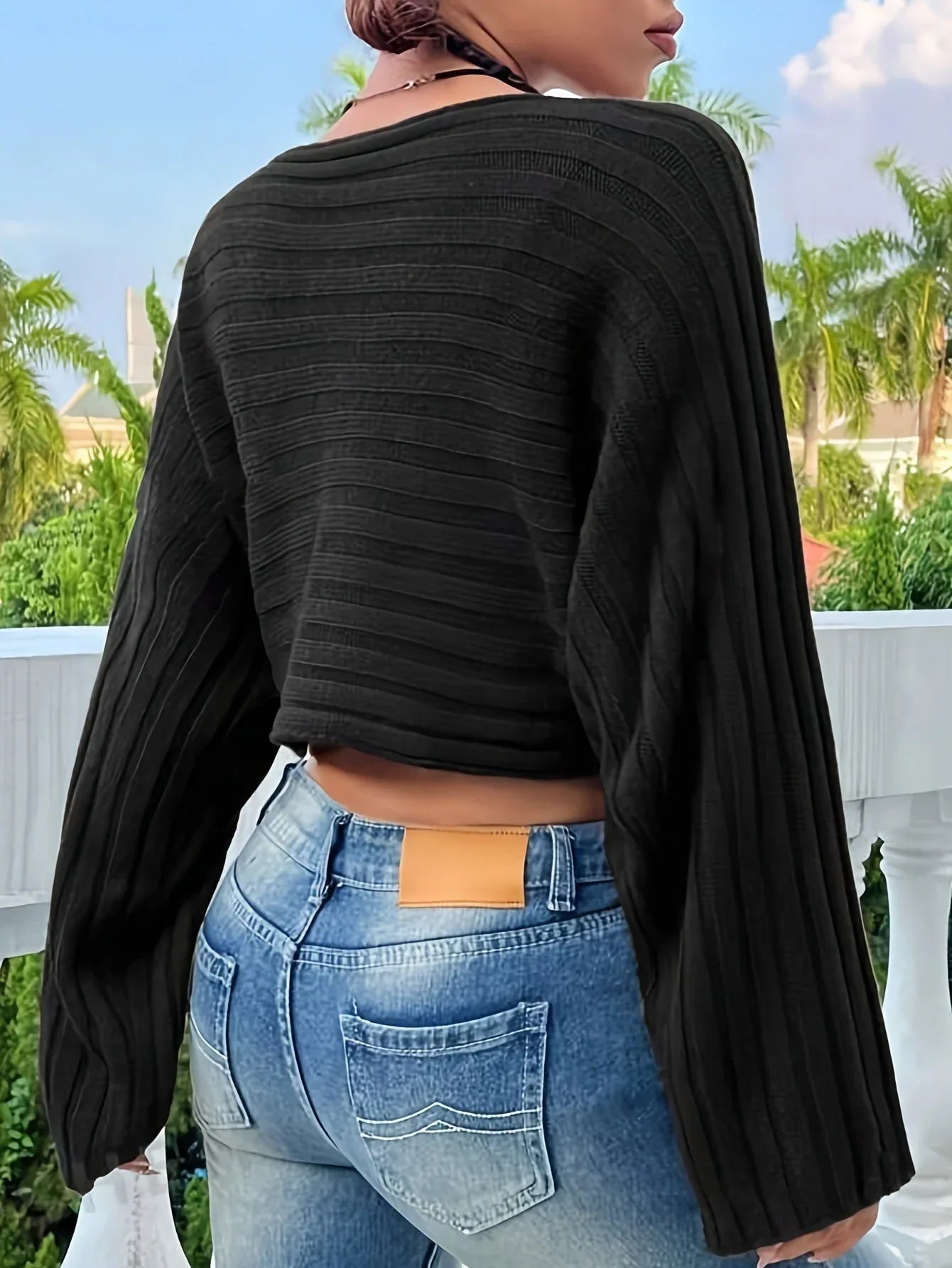 White cropped bell sleeve sweater - View 7 | WEUXS