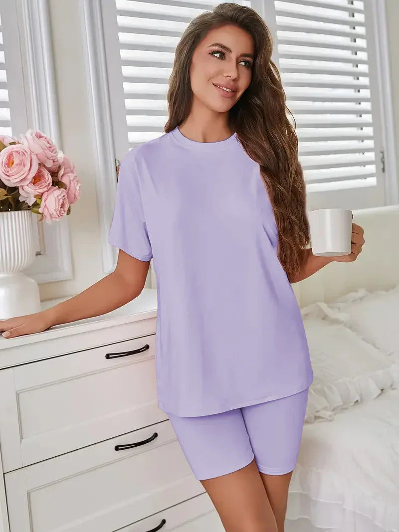 Oversized tee and biker shorts lounge set - View 18 | WEUXS