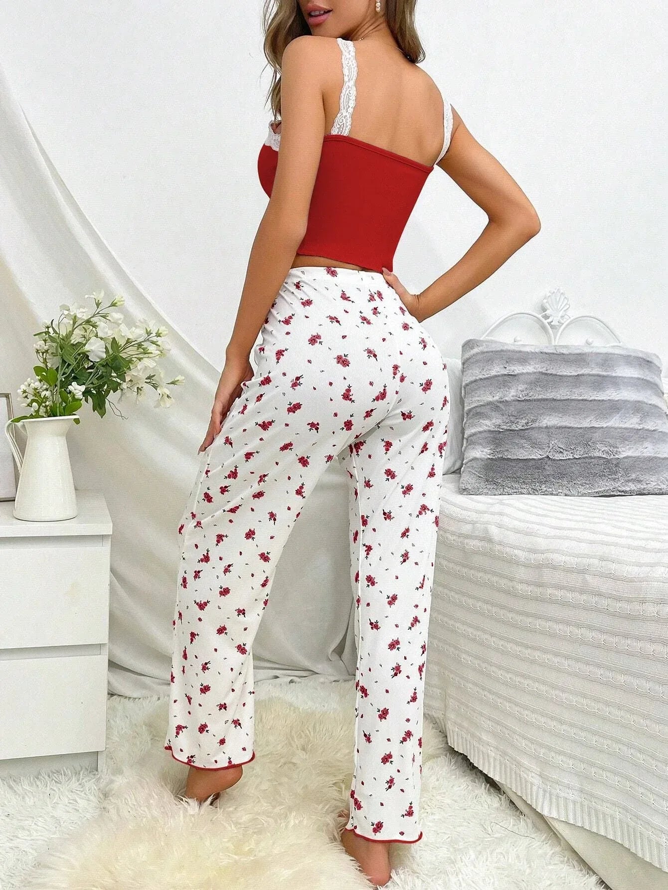 Pink Ribbed Cami & Floral Pants Pajama Set - WEUXS