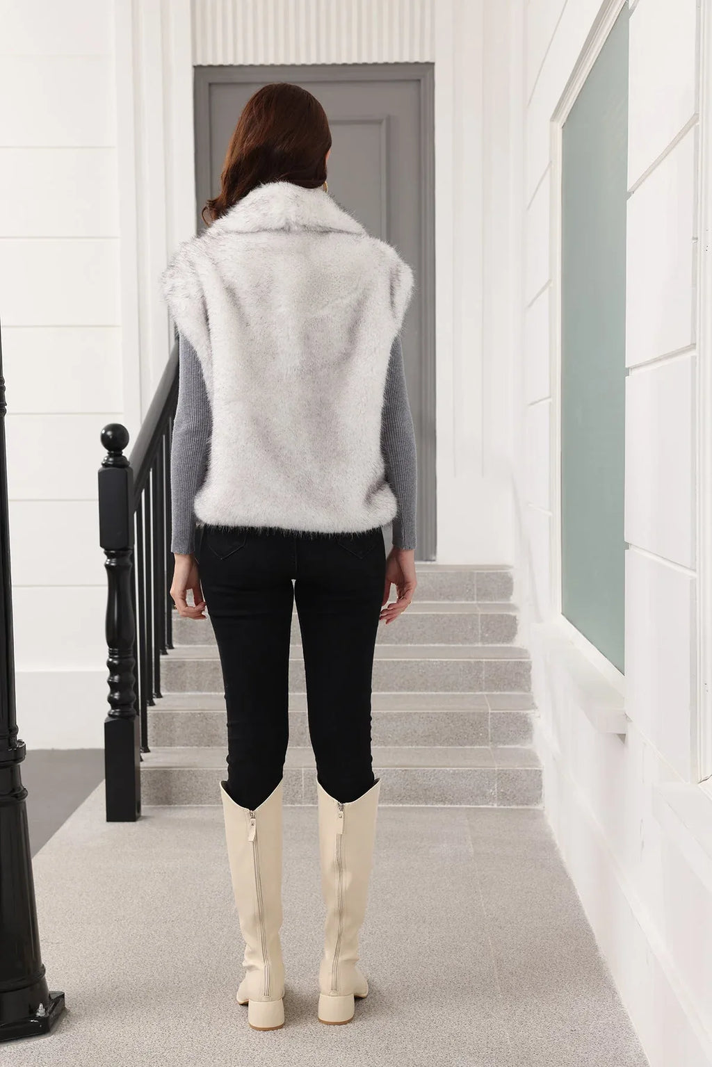 Oversized Lapel Faux Fur Vest - View 22 | WEUXS
