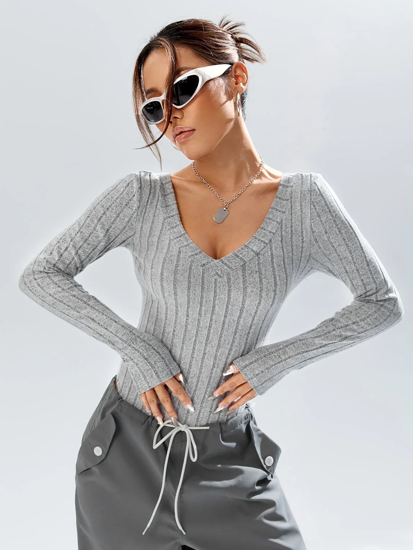 Heather Grey Deep V-Neck Ribbed Knit Bodysuit - WEUXS