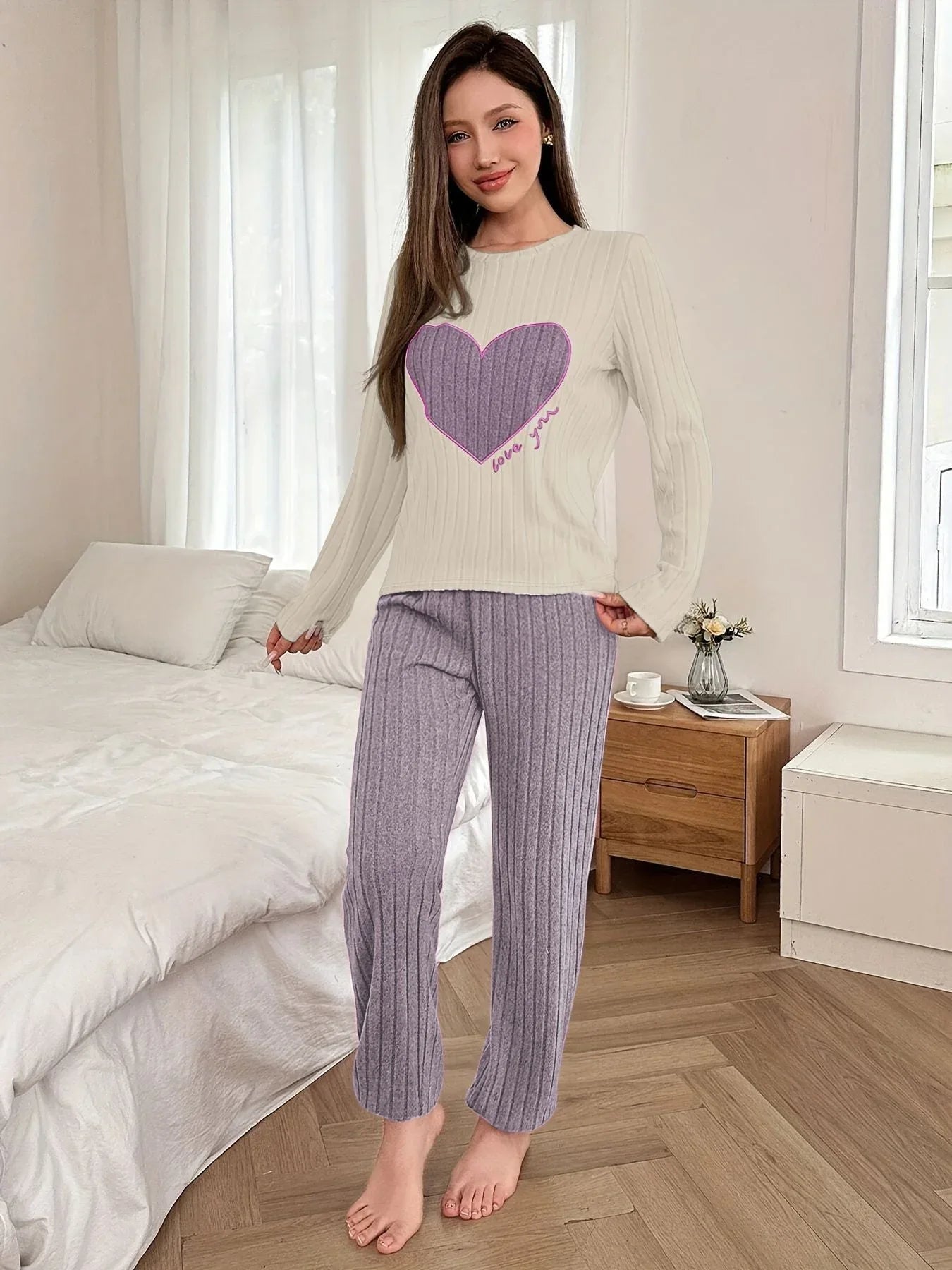Heart graphic lounge set - View 19 | WEUXS