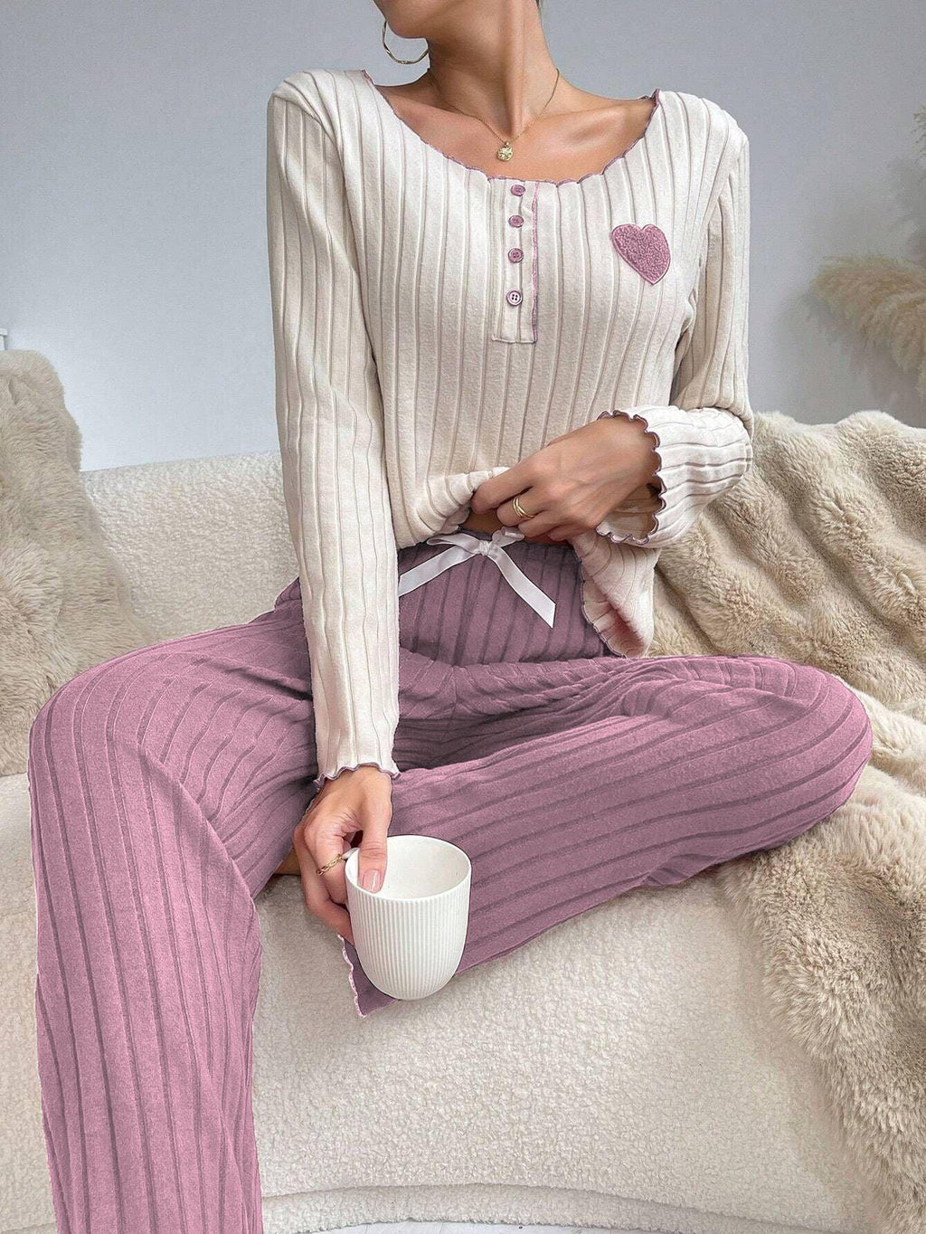 Coquette Heart Patch Ribbed Lounge Set - View 13 | WEUXS