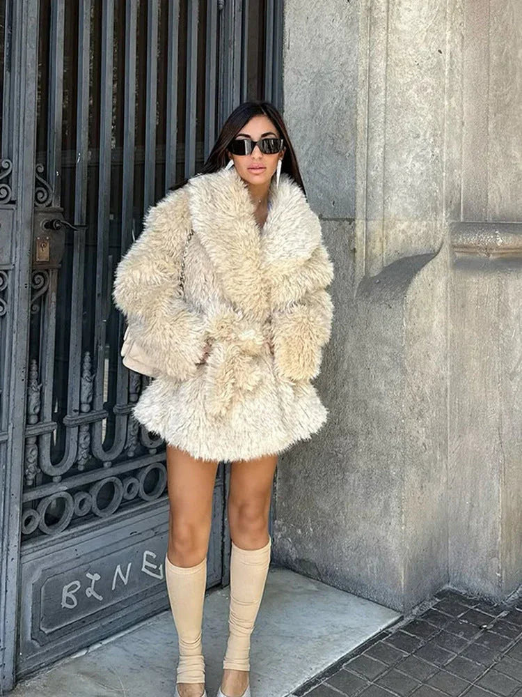 Ethereal Tibetan Lamb Style Faux Fur Coat - View 9 | WEUXS