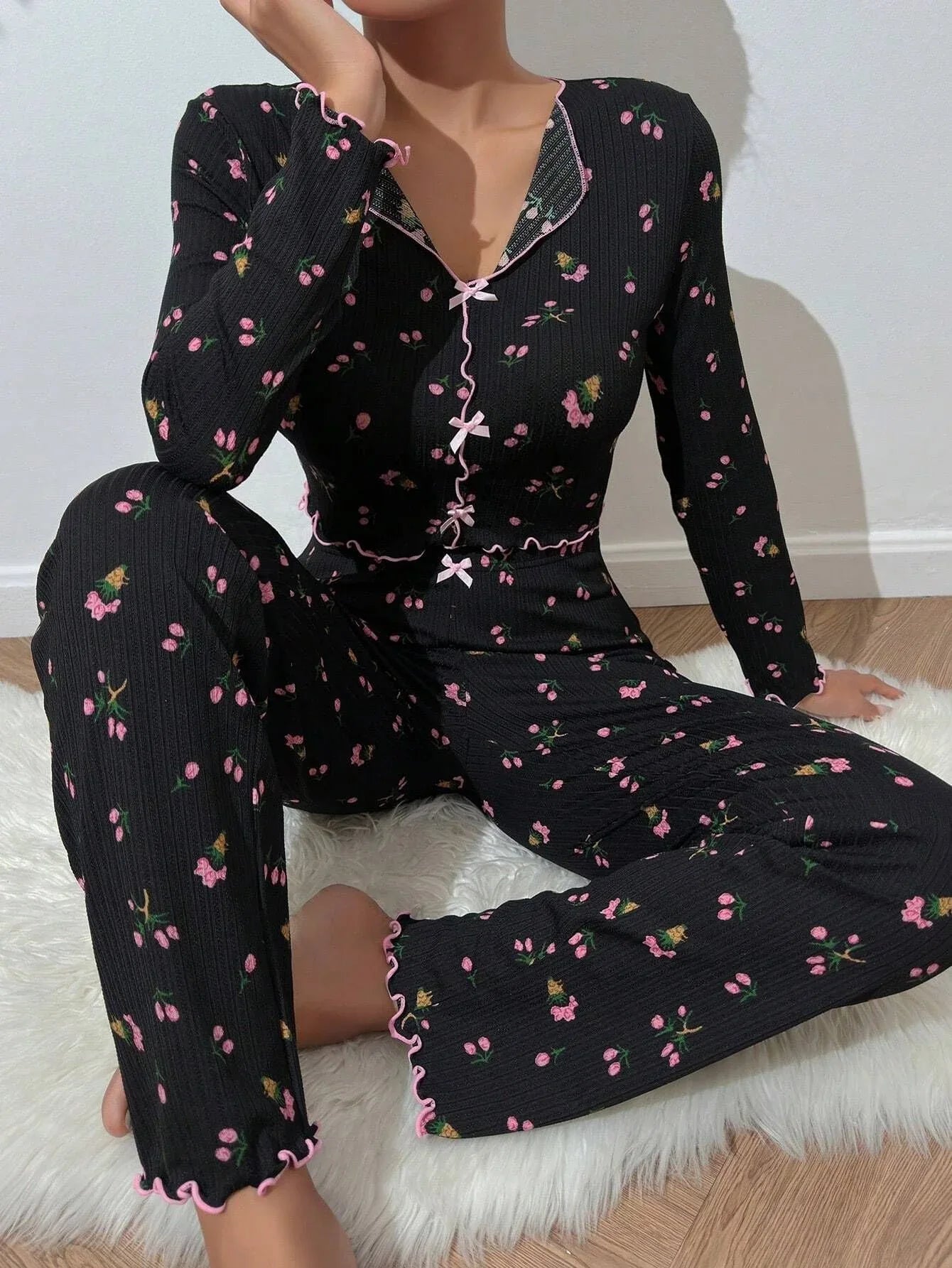 Tulip Floral Ribbed Henley Pajama Set - WEUXS