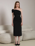 Elegant black sheath dress with ruched details