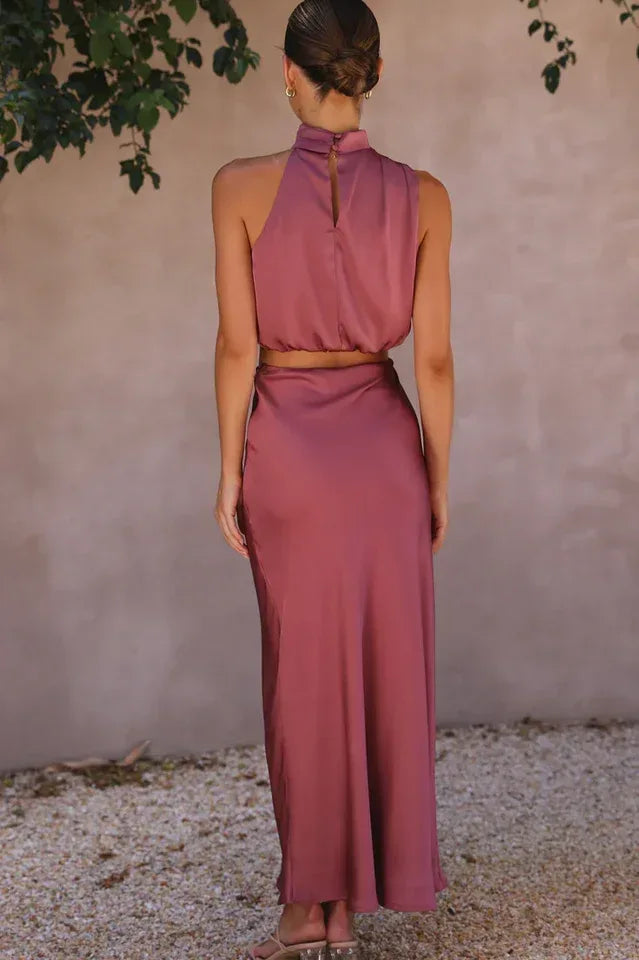 Halter neck crop top and maxi skirt set - View 6 | WEUXS