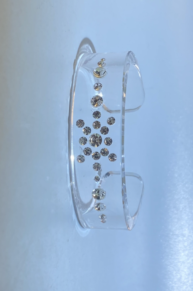 Handmade Acrylic Crystal Bracelet | Dress In Beauty