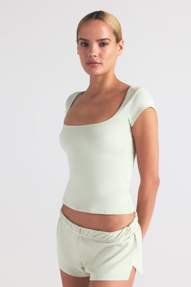 SKIMS Cotton Jersey Scoop Neck T-Shirt | Dress In Beauty