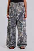 Forest Camo Colossus Jeans | Dress In Beauty