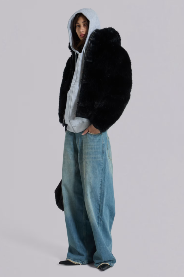 Light Wash Slub XL Colossus Jeans | Dress In Beauty