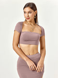 Khaki two-piece set with square neck crop top and split thigh skirt - View 6 | WEUXS