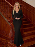 V-neck ruched knitted maxi dress - View 17 | WEUXS