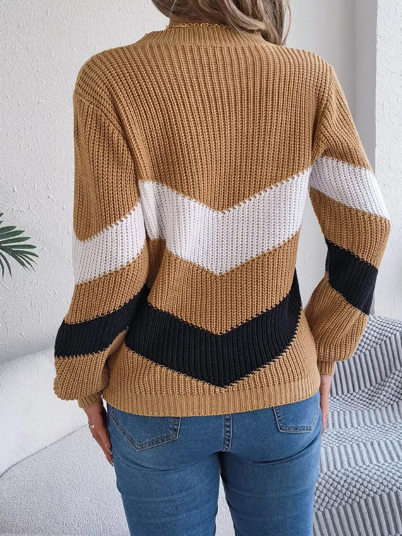 Color Block Chevron Knit Sweater - View 15 | WEUXS