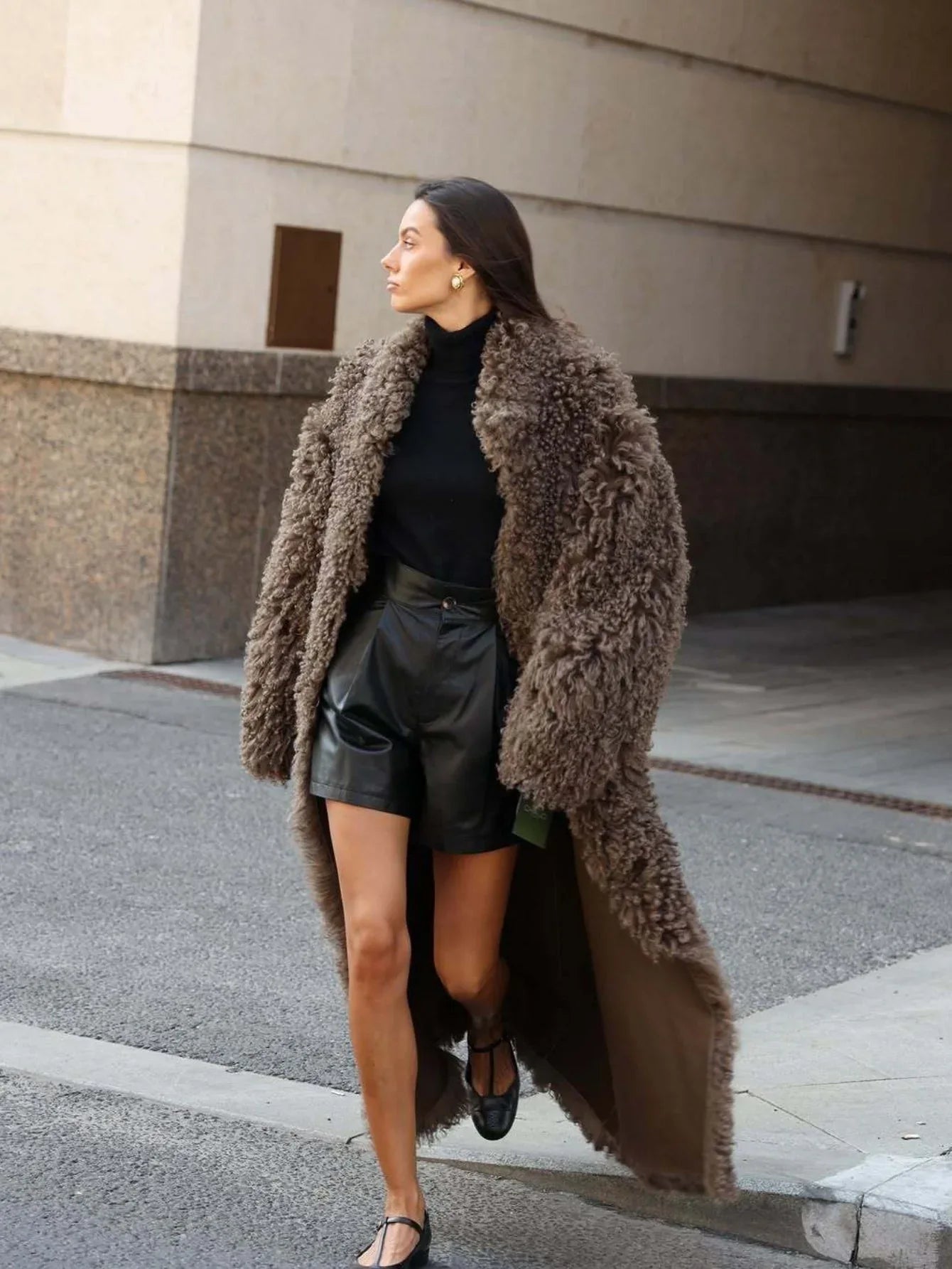 long brown faux fur coat - View 13 | WEUXS