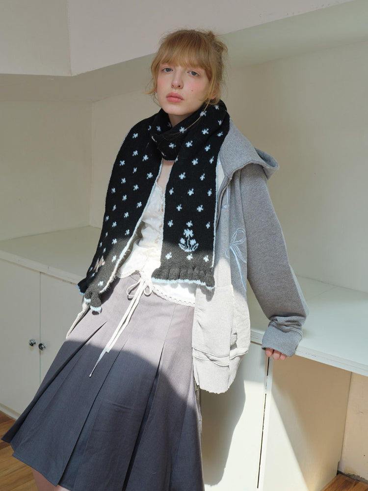Wool Blend Jacquard Knitted Scarf Secondary image
