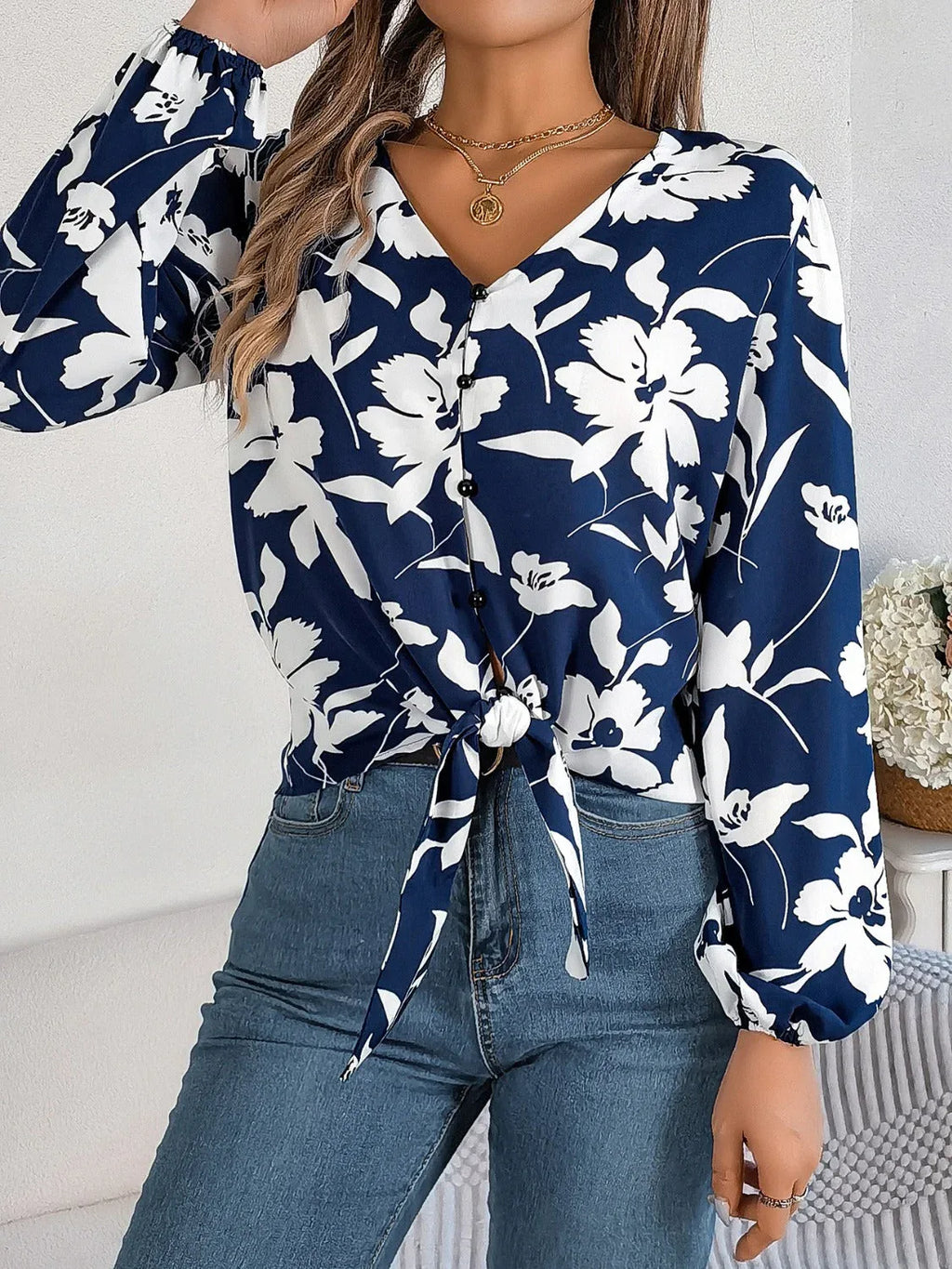 Monochrome floral tie front blouse - View 15 | WEUXS