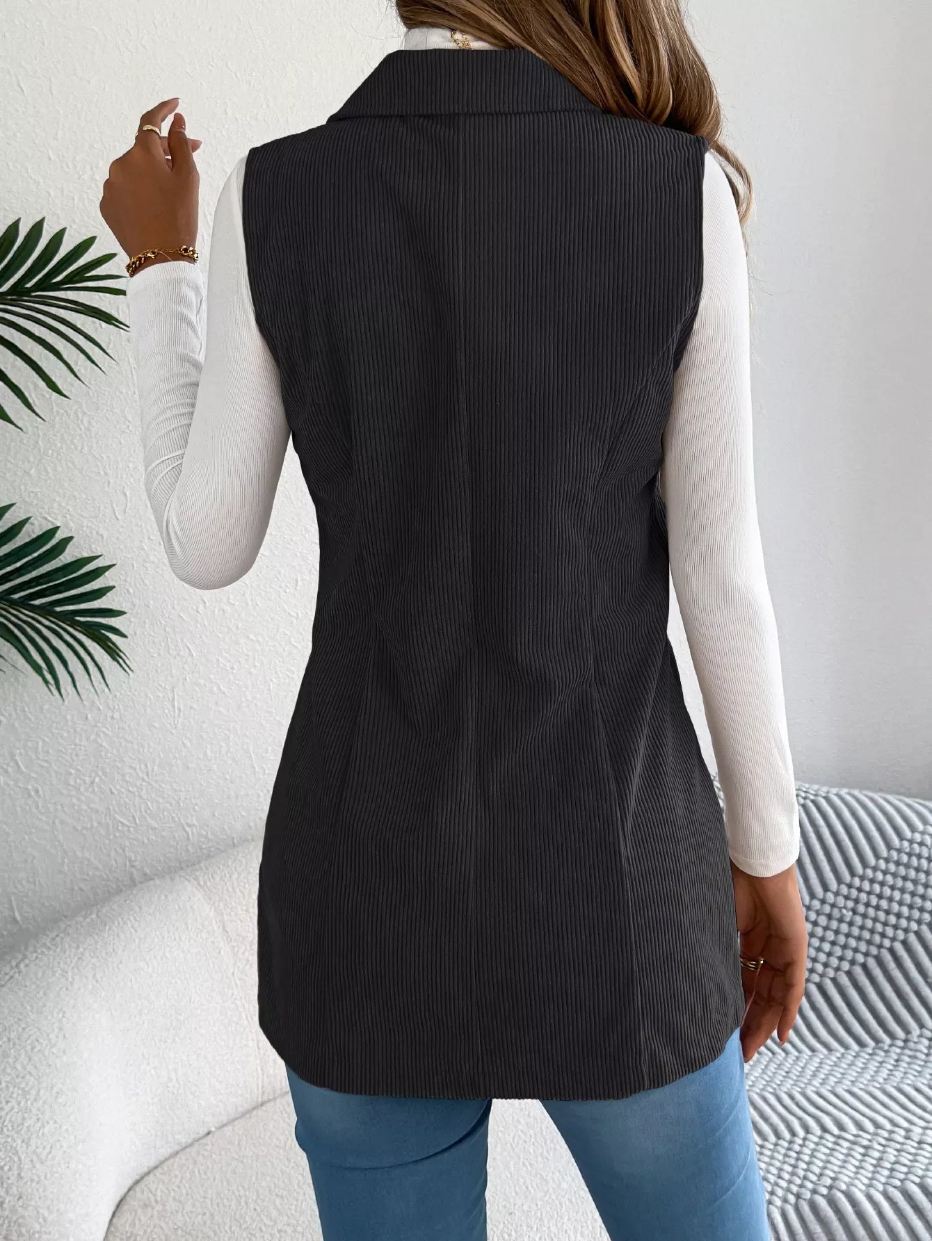 Beige corduroy sleeveless jacket with notched lapel - View 13 | WEUXS