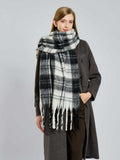 Fashionable plaid scarf accessory