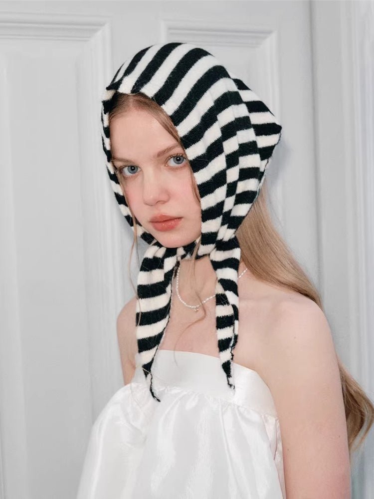 Black White Striped Knit Wool Blend Triangle Scarf - WEUXS