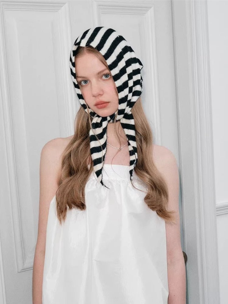Black White Striped Knit Wool Blend Triangle Scarf - WEUXS