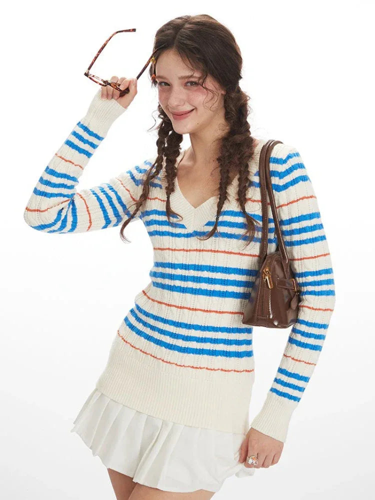 Striped Cable Knit V-Neck Sweater - View 6 | WEUXS