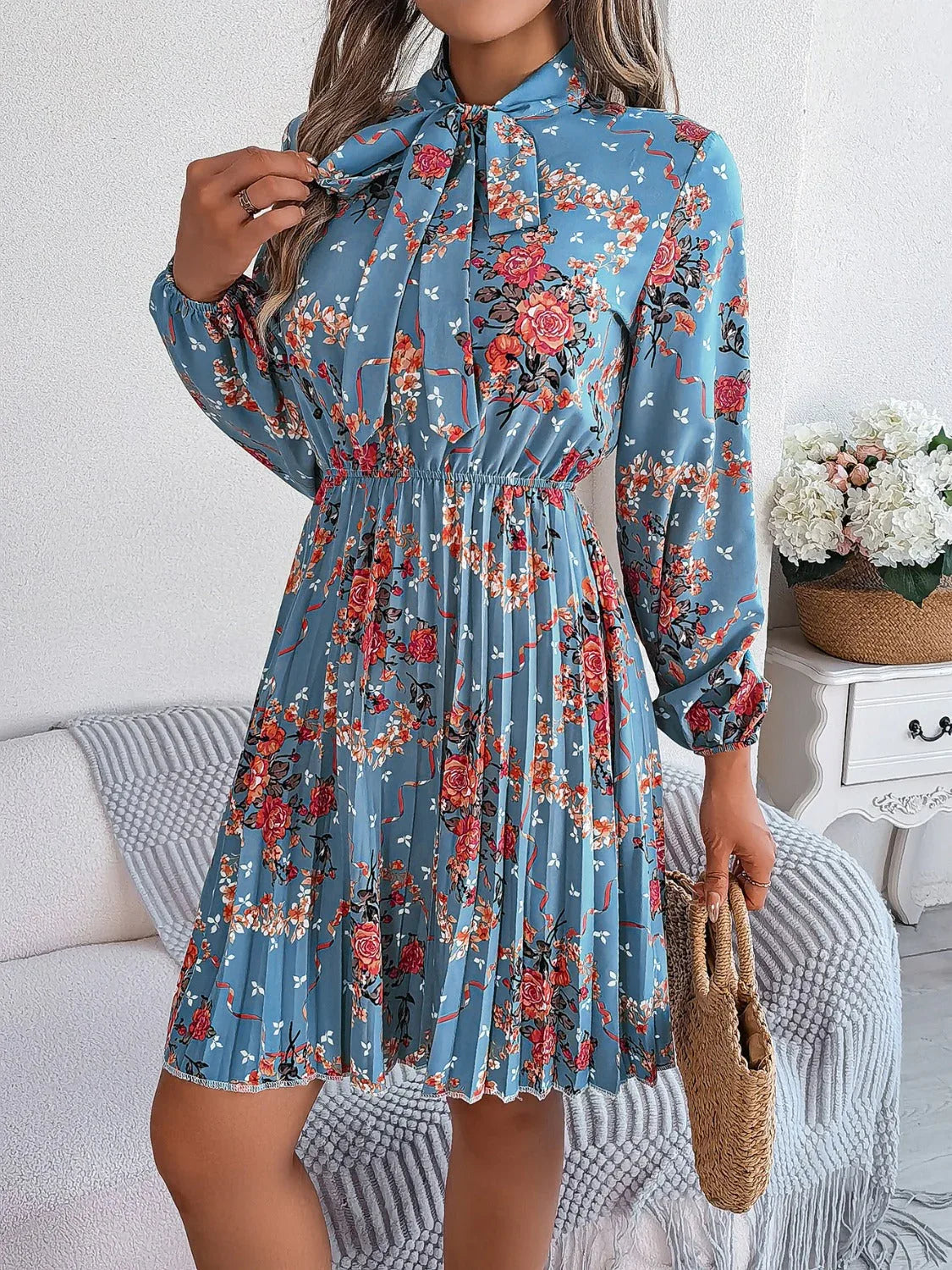 Vintage Pink Floral Pleated Dress - View 14 | WEUXS