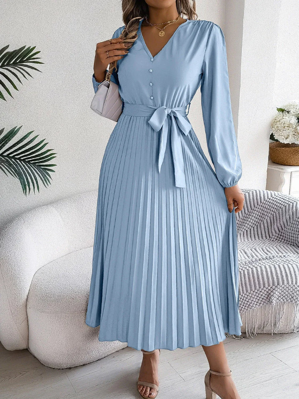 Vintage Khaki V-Neck Pleated Maxi Dress - View 11 | WEUXS