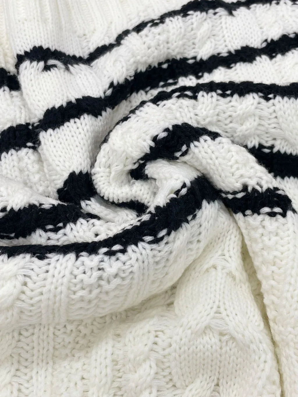 Nautical striped cable knit sweater with shoulder buttons - View 6 | WEUXS