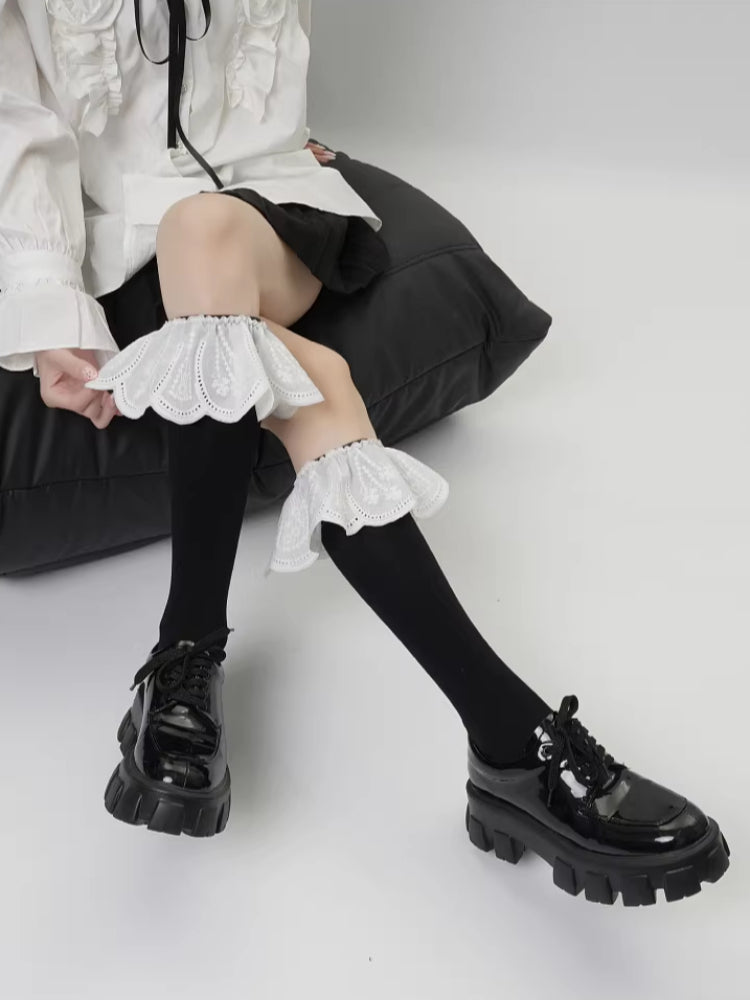 Ruffled Lace Knee High Socks - View 7 | WEUXS