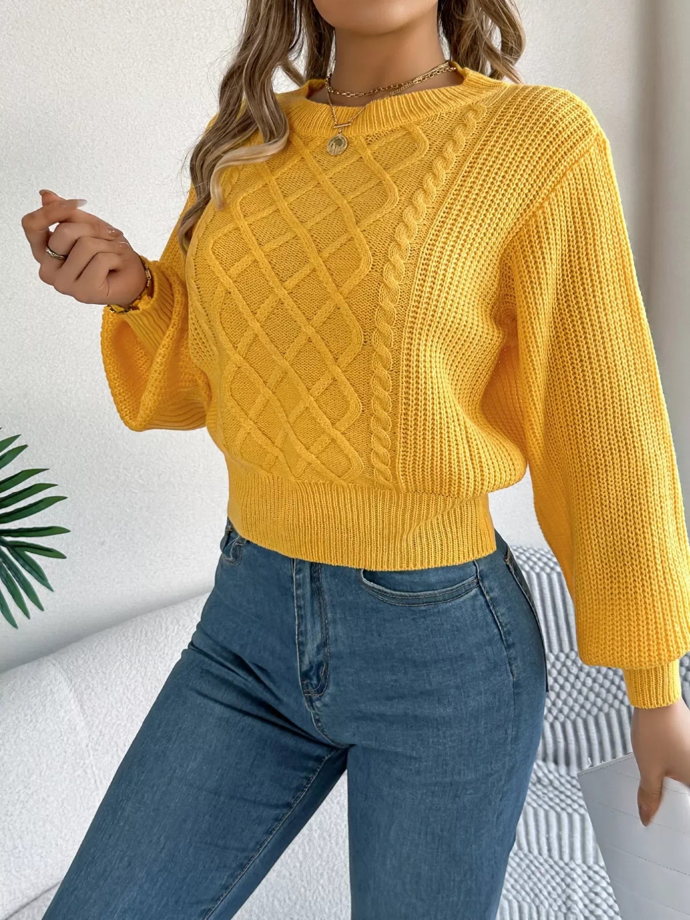 Cable knit crew neck sweater with lantern sleeves - View 10 | WEUXS