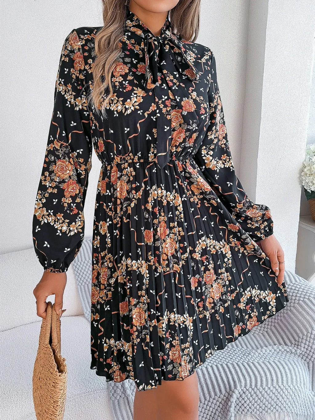 Vintage Pink Floral Pleated Dress - View 18 | WEUXS