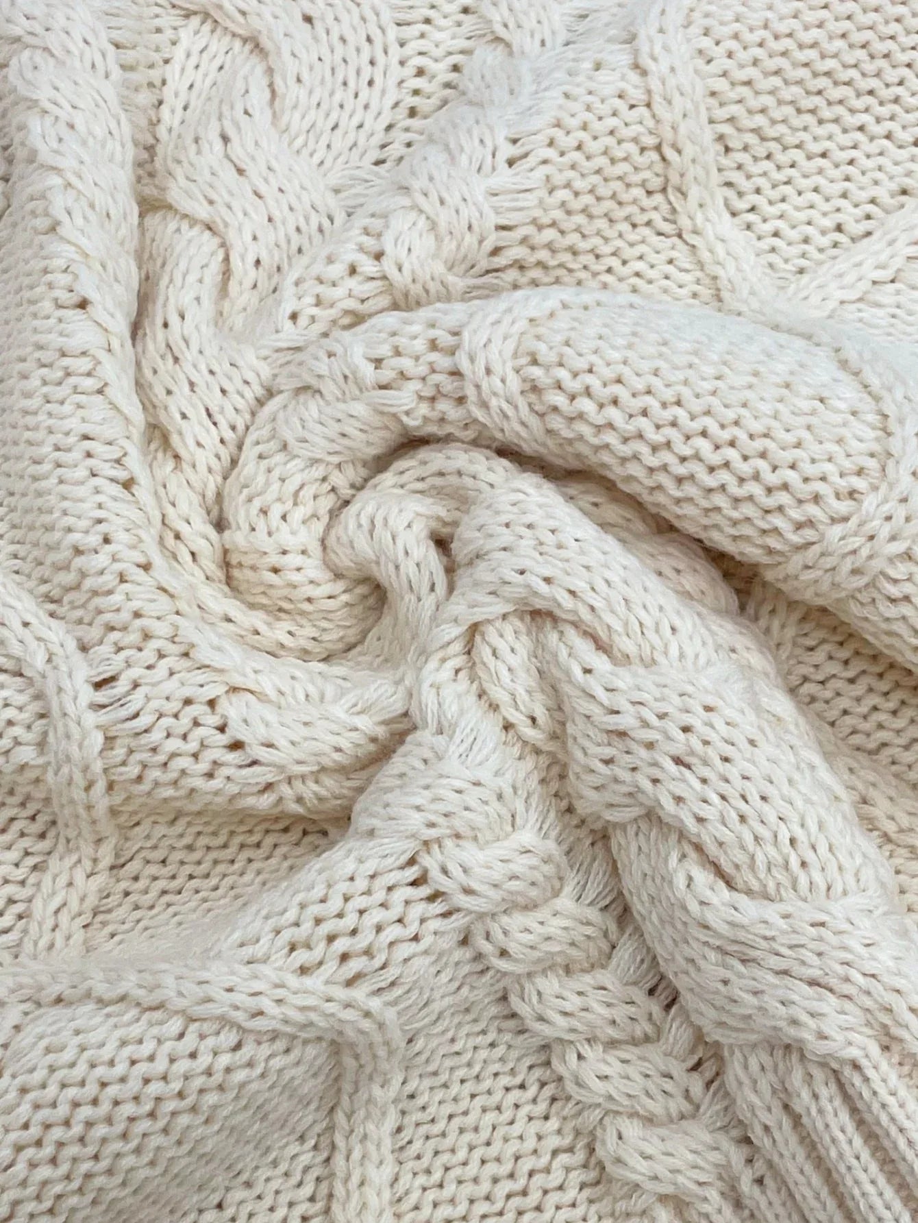 Chunky Cable Knit Sweater - View 6 | WEUXS