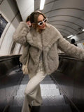 Oversized lapel faux fur jacket - View 6 | WEUXS
