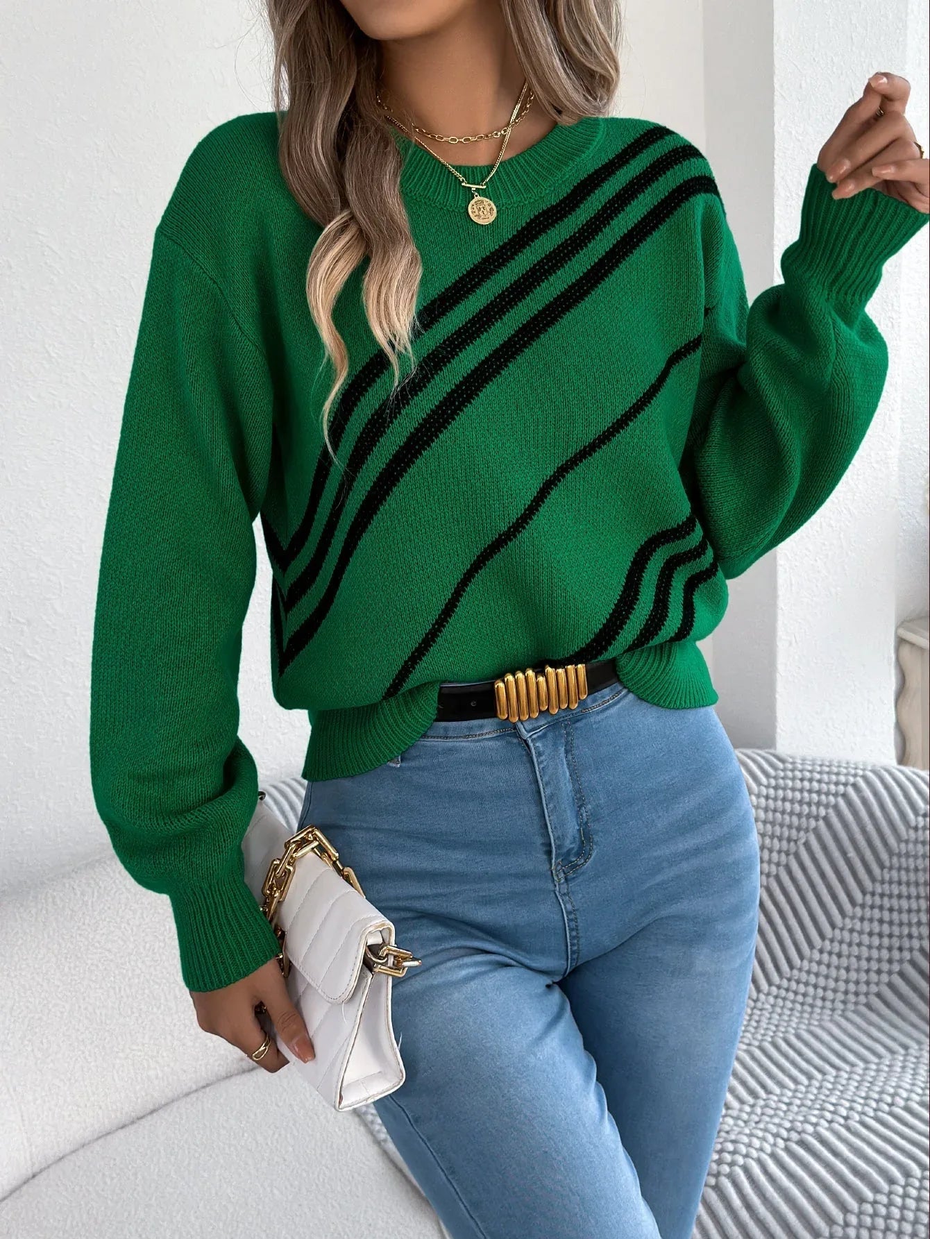 Diagonal Stripe Knit Crewneck Sweater - View 8 | WEUXS