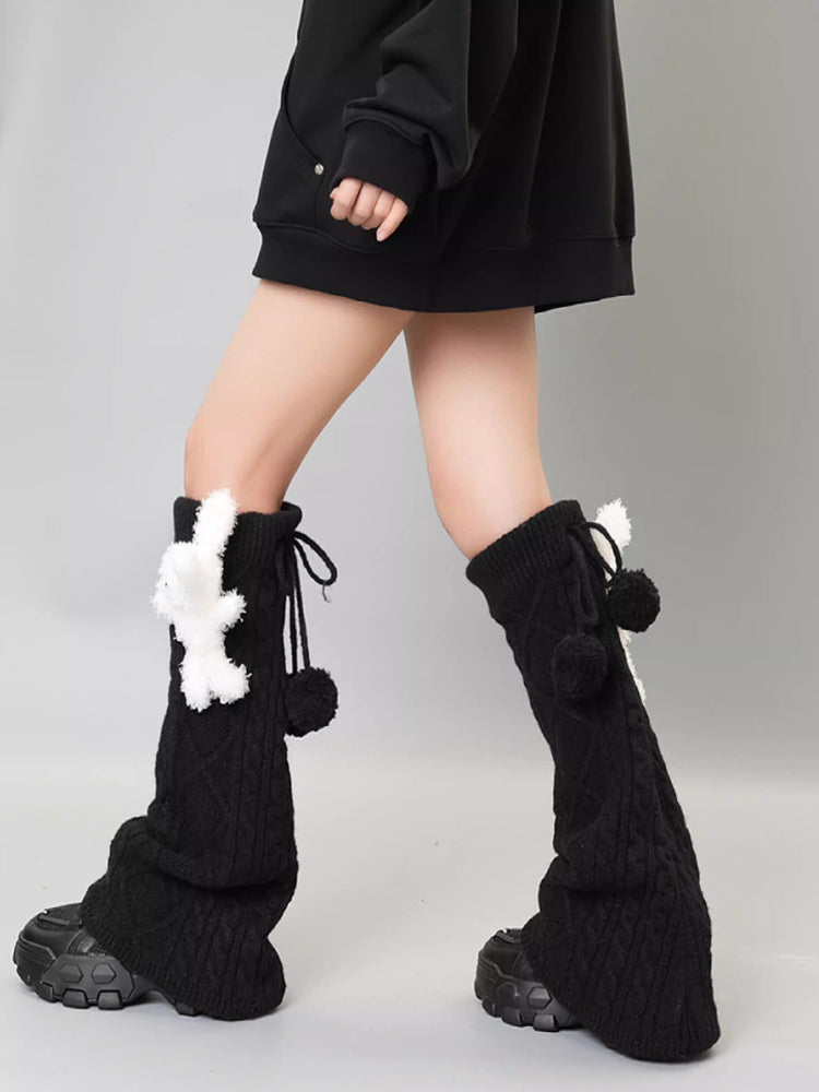 Cable knit leg warmers with teddy bear accent - View 9 | WEUXS