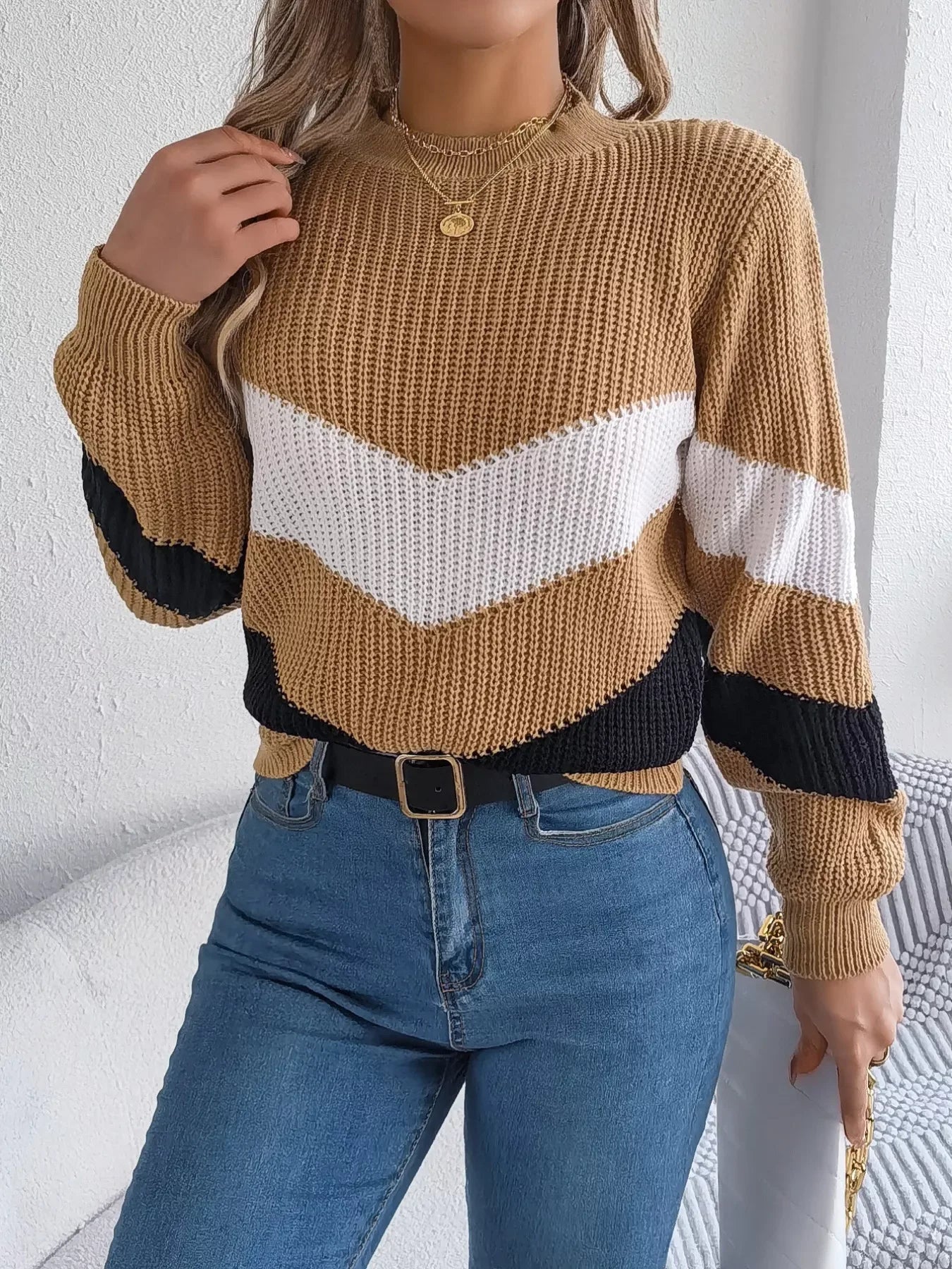 Women's Color Block Chevron Knit Sweater - WEUXS