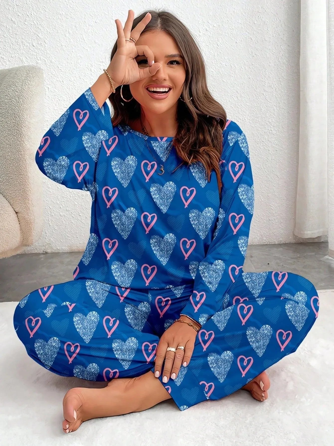 Plus Size Pink Heart Print Jogger Pajama Set - WEUXS