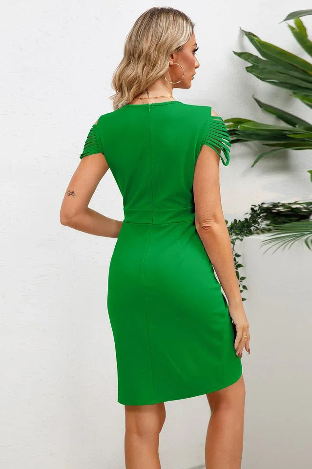 Elegant V-Neck Crepe Dress - View 16 | WEUXS
