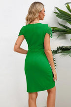 Elegant V-Neck Crepe Dress - View 16 | WEUXS
